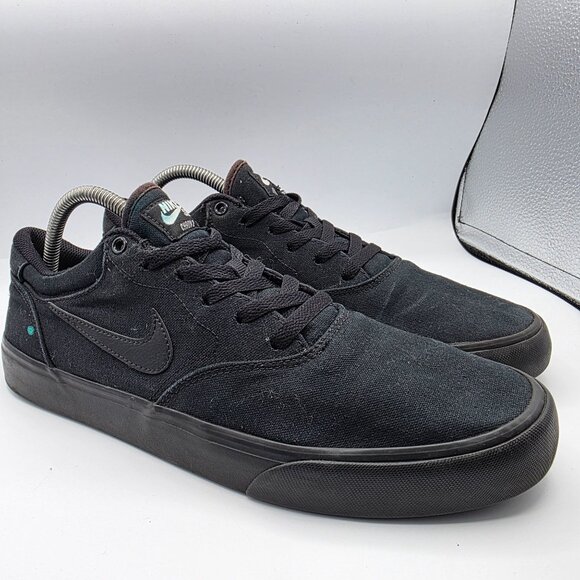 Nike SB Chron 2 Mens Size 10 Triple Black Shoes Skateboarding Casual Walking - Picture 1 of 13